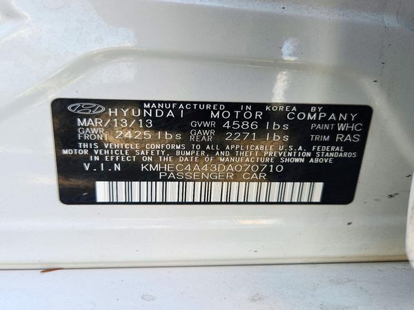 2013 HYUNDAI SONATA Hybrid / Hybrid Limited — VINS