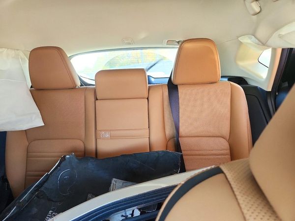 2016 LEXUS NX 200T 200t Luxury — SUVN