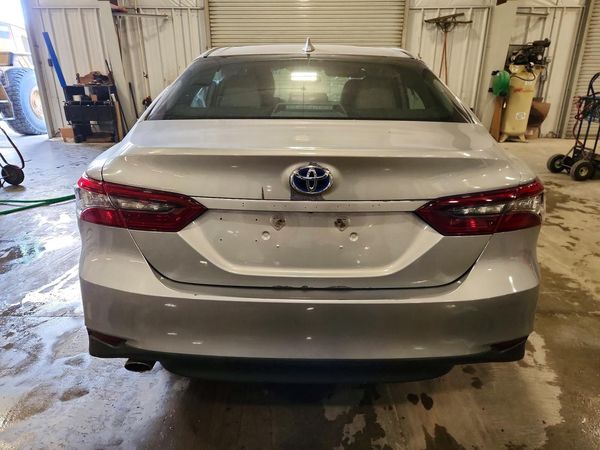 2024 TOYOTA CAMRY XLE — DIRR