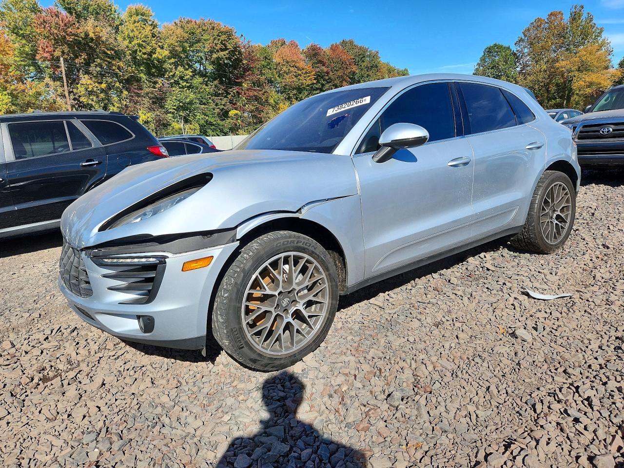 2015 PORSCHE MACAN — Front 3/4