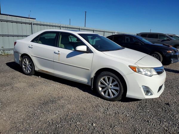 2012 TOYOTA CAMRY — Passenger 3/4