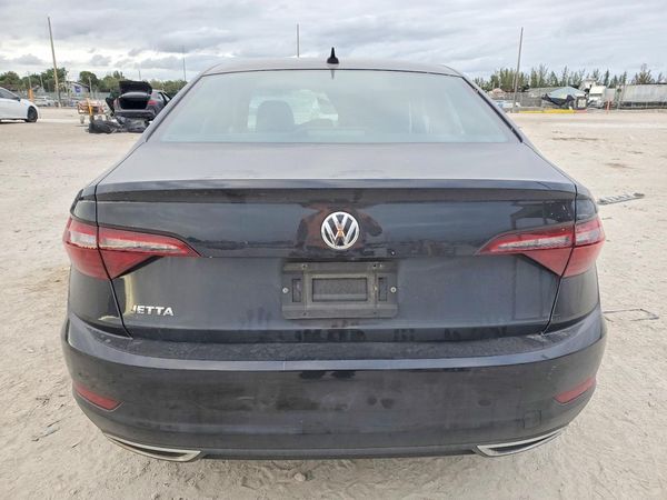 2021 VOLKSWAGEN JETTA S / SE / R-Line