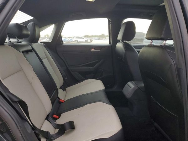 2021 VOLKSWAGEN JETTA S / SE / R-Line