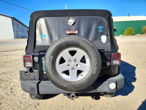 2015 JEEP WRANGLER UNLIMITED Sport — DIRR