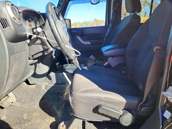 2015 JEEP WRANGLER UNLIMITED Sport — DENT