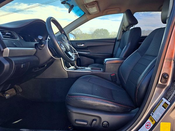 2015 TOYOTA CAMRY — DENT