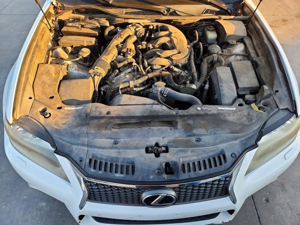 2014 LEXUS GS 350 — Engine bay