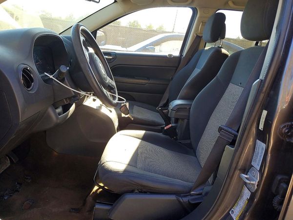 2016 JEEP COMPASS Sport — DENT