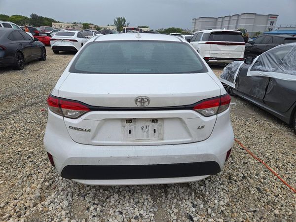 2022 TOYOTA COROLLA LE — DIRR