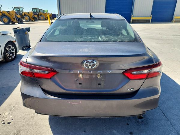 2022 TOYOTA CAMRY LE — DIRR