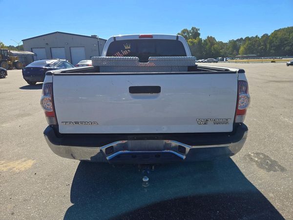 2013 TOYOTA TACOMA Delux — DIRR