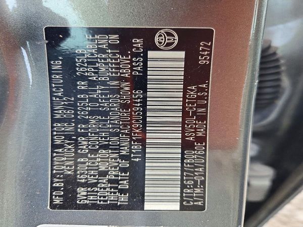 2012 TOYOTA CAMRY — VINS
