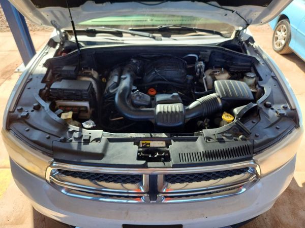 2013 DODGE DURANGO Crew — Engine bay