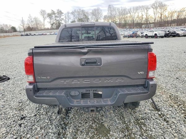 2016 TOYOTA TACOMA
