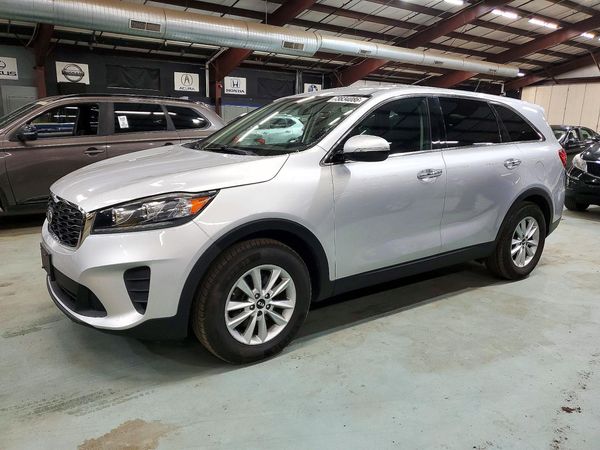 2019 KIA SORENTO L, LX, S — Front 3/4