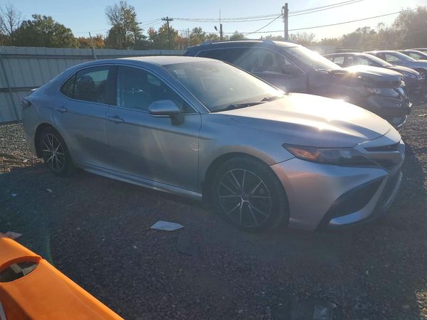 2021 TOYOTA CAMRY SE + Convenient Pkg — Passenger 3/4