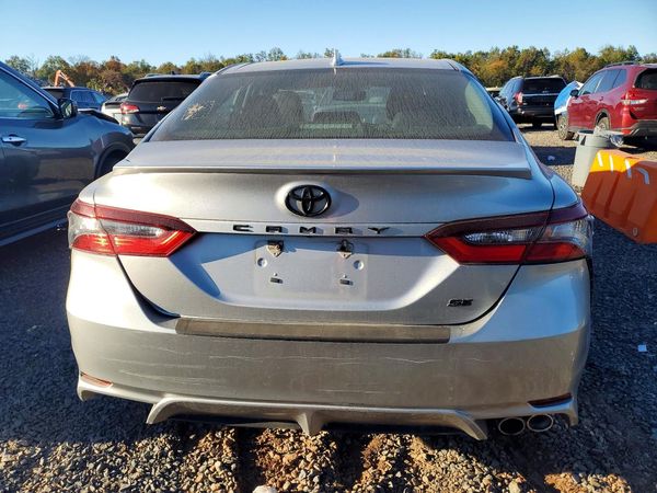 2021 TOYOTA CAMRY SE + Convenient Pkg — DIRR