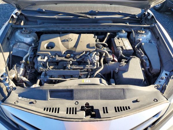 2021 TOYOTA CAMRY SE + Convenient Pkg — Engine bay