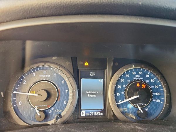 2015 TOYOTA SIENNA