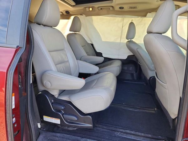 2015 TOYOTA SIENNA