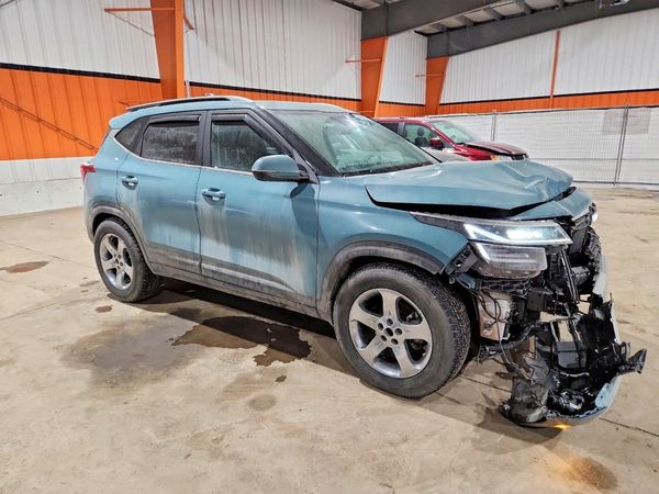 2025 KIA SELTOS S, X-Line