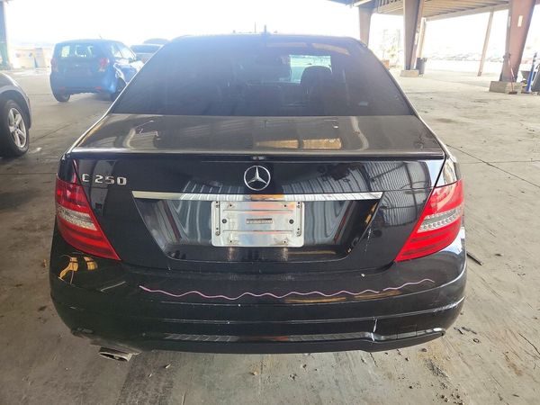 2013 MERCEDES-BENZ C C250 — DIRR