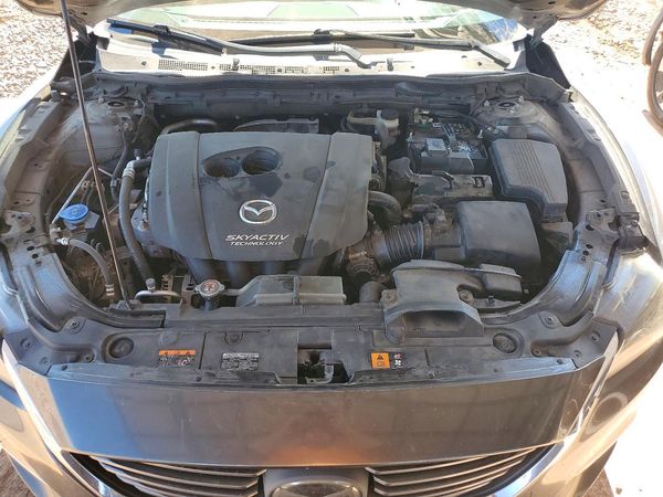 2017 MAZDA 6 — Engine bay