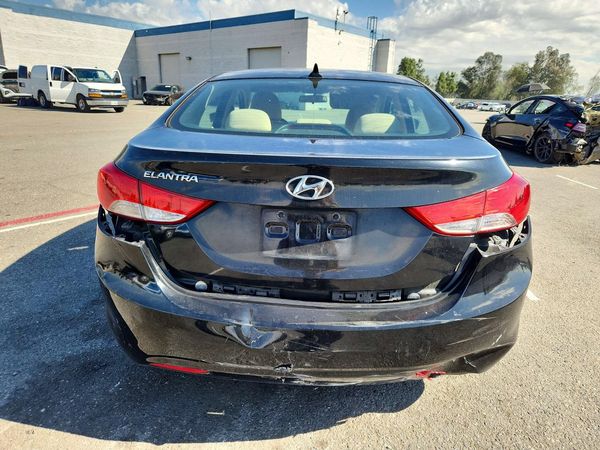 2013 HYUNDAI ELANTRA — DIRR
