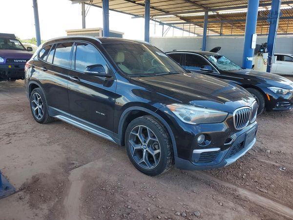 2018 BMW X1 sDrive28i — Passenger 3/4