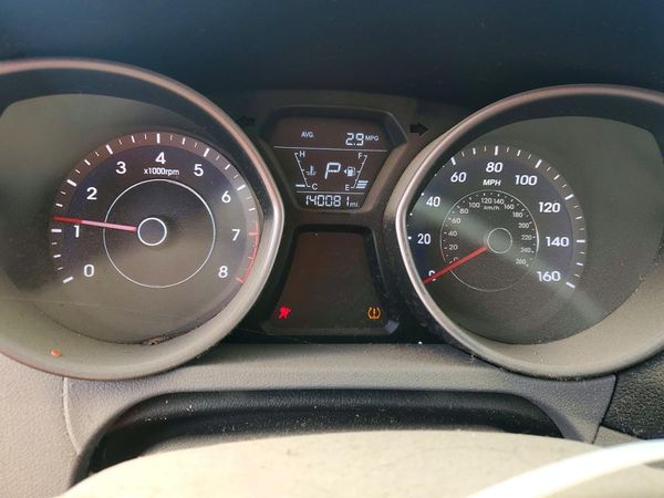 2016 HYUNDAI ELANTRA — ODOM