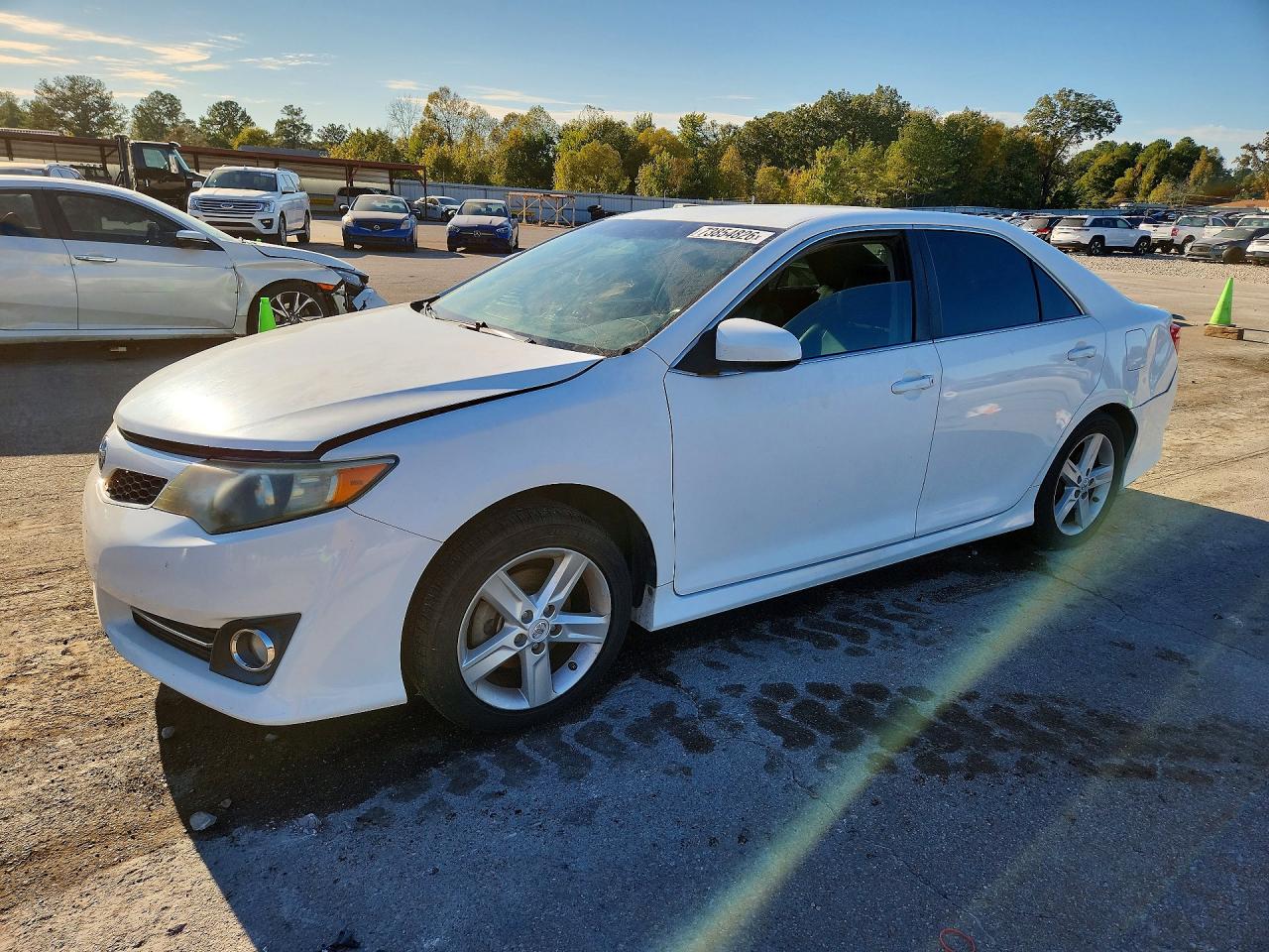 2012 TOYOTA CAMRY — Front 3/4