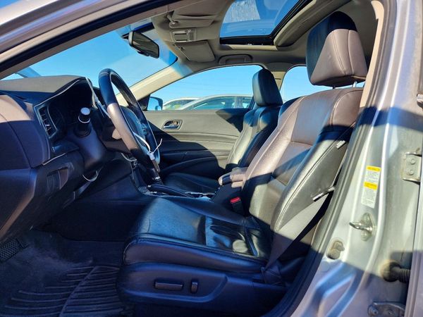 2013 ACURA ILX 20 PREMIUM — DENT
