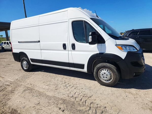 2025 RAM PROMASTER 3500 — Passenger 3/4