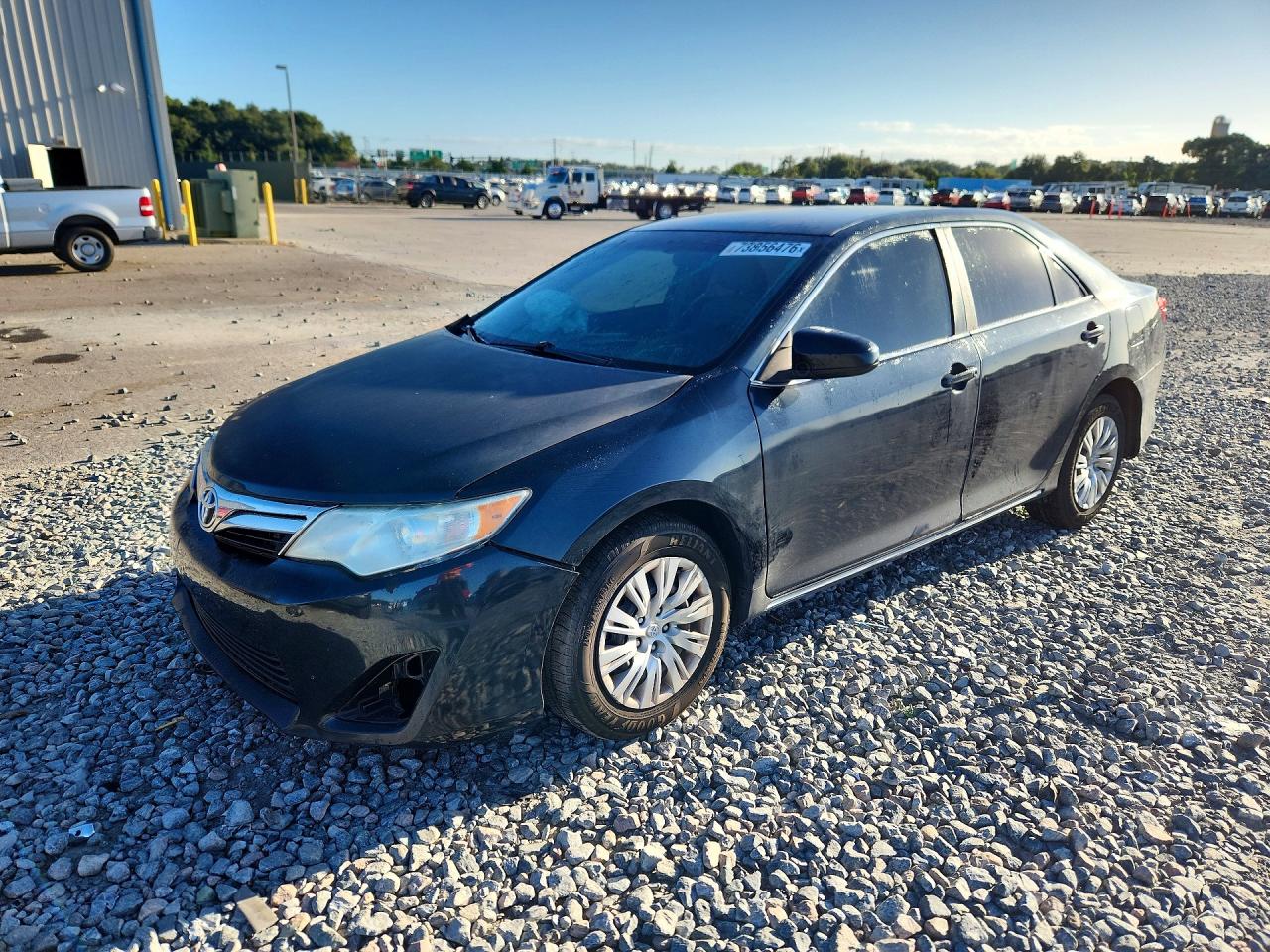 2012 TOYOTA CAMRY — Front 3/4