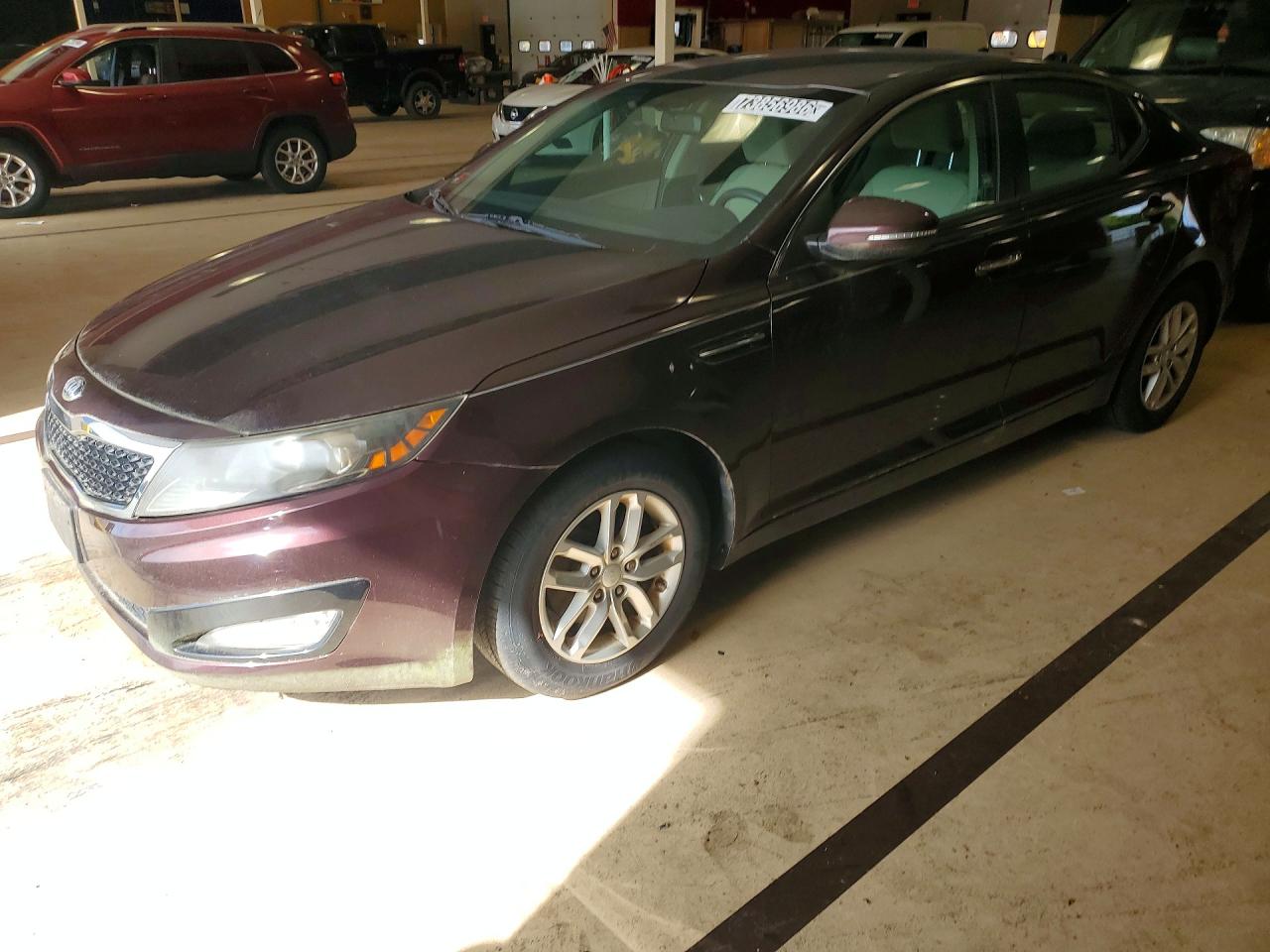 2013 KIA OPTIMA LX — Front 3/4