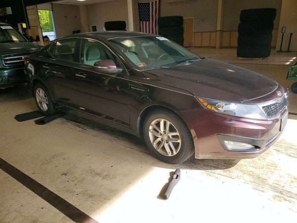 2013 KIA OPTIMA LX — Passenger 3/4