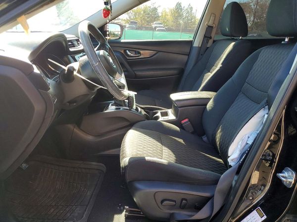 2018 NISSAN ROGUE — DENT