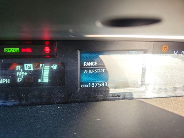 2015 TOYOTA PRIUS — ODOM