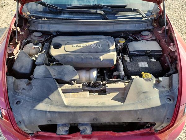 2017 JEEP CHEROKEE — Engine bay