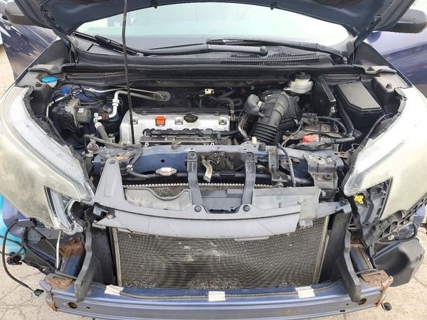 2013 HONDA CRV LX — Engine bay