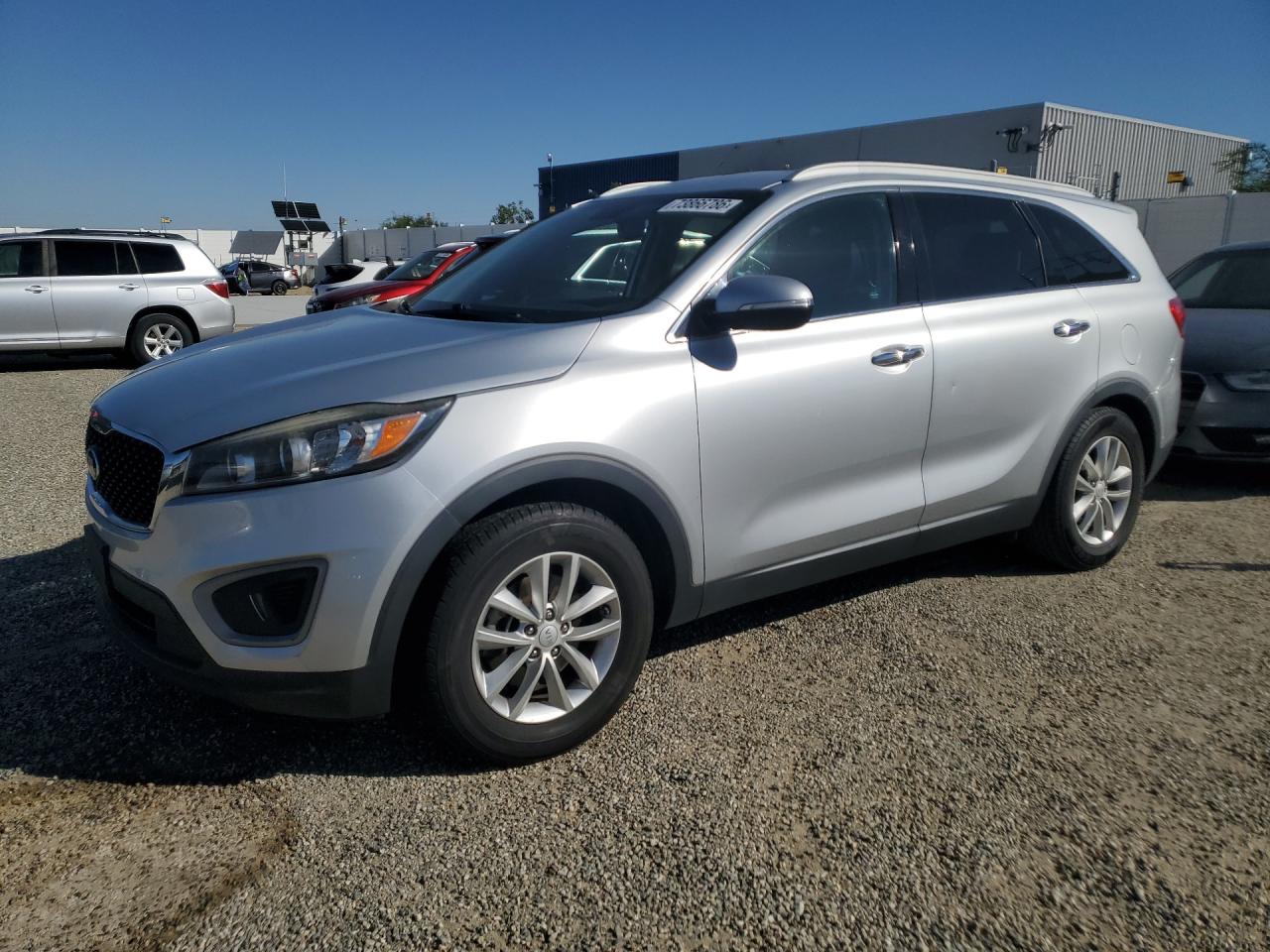 2016 KIA SORENTO L / LX — Front 3/4