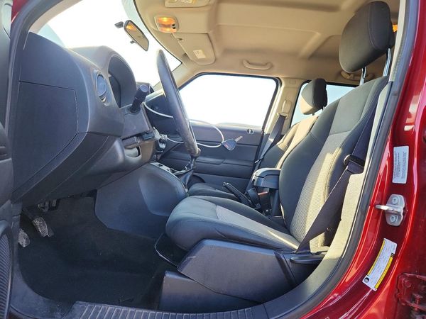 2015 JEEP PATRIOT Sport — DENT