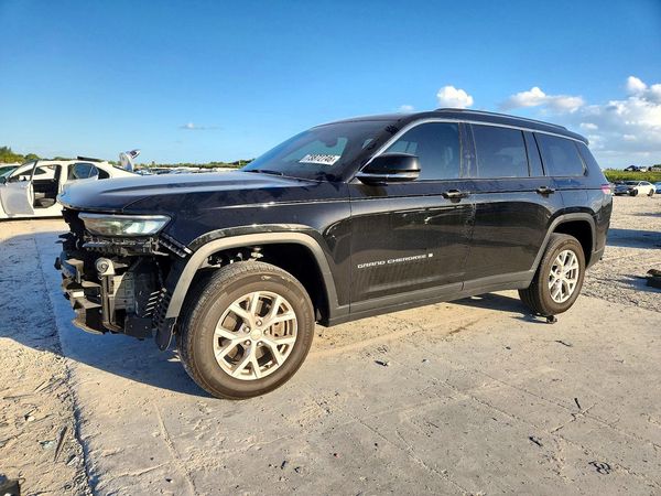 2023 JEEP GRAND CHEROKEE Limited — Front 3/4