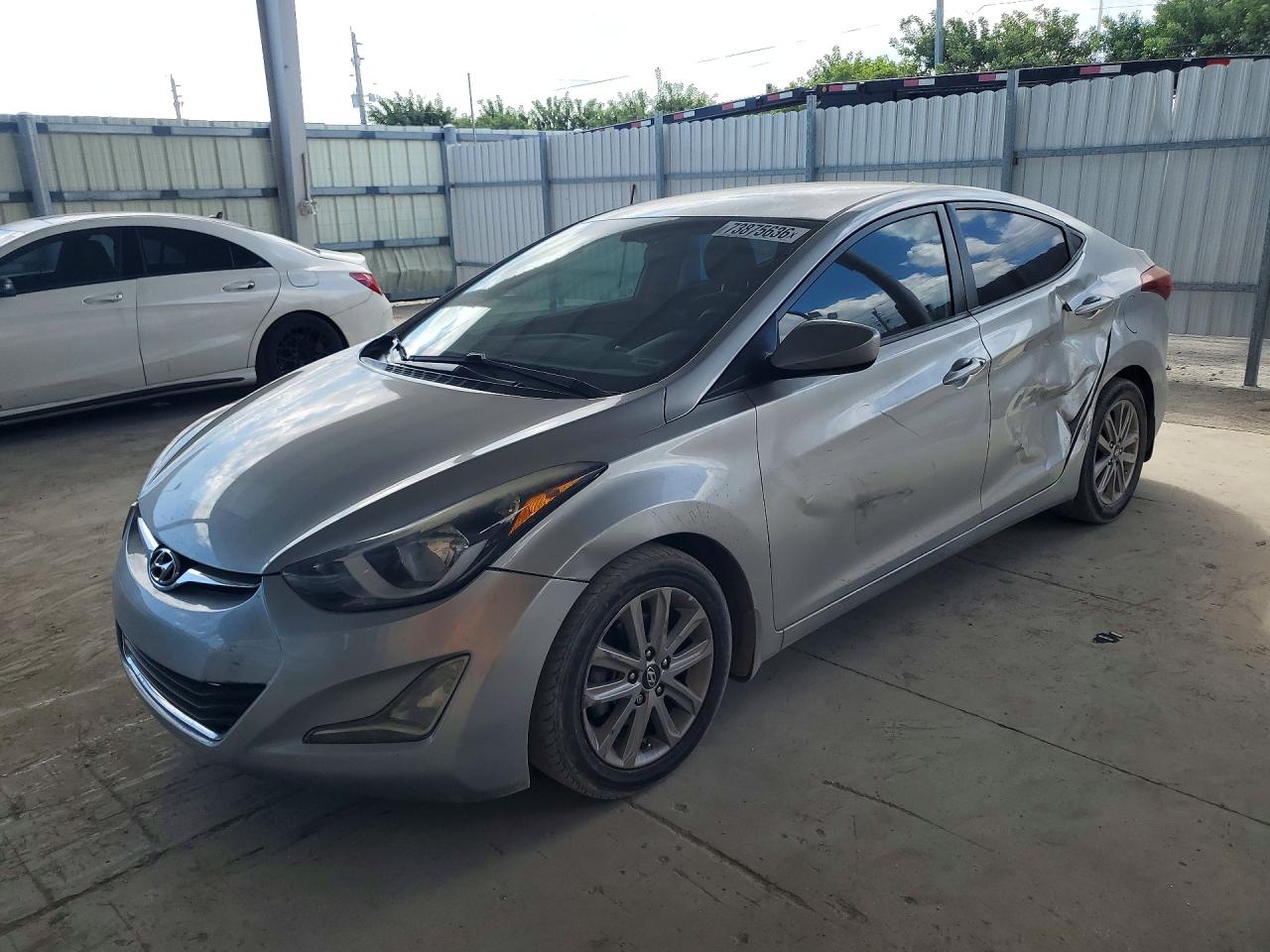 2016 HYUNDAI ELANTRA — Front 3/4
