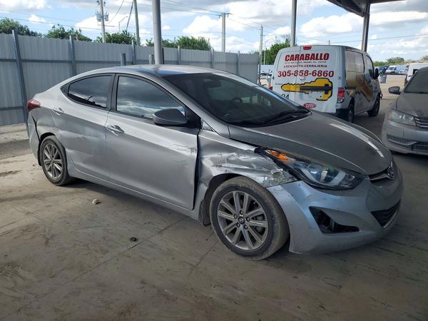 2016 HYUNDAI ELANTRA — Passenger 3/4