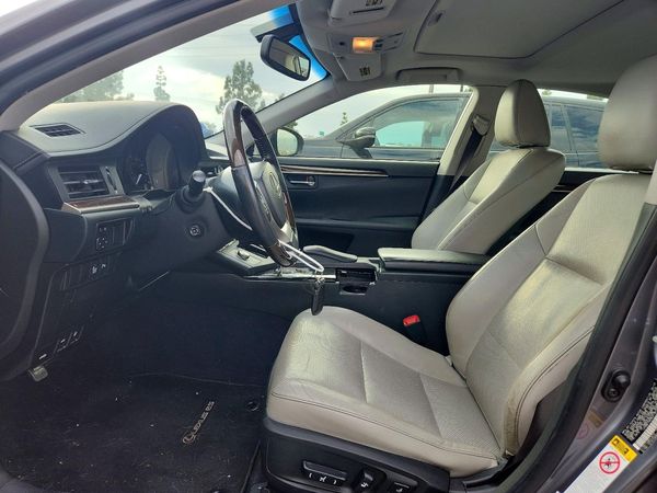 2014 LEXUS ES 350 — DENT