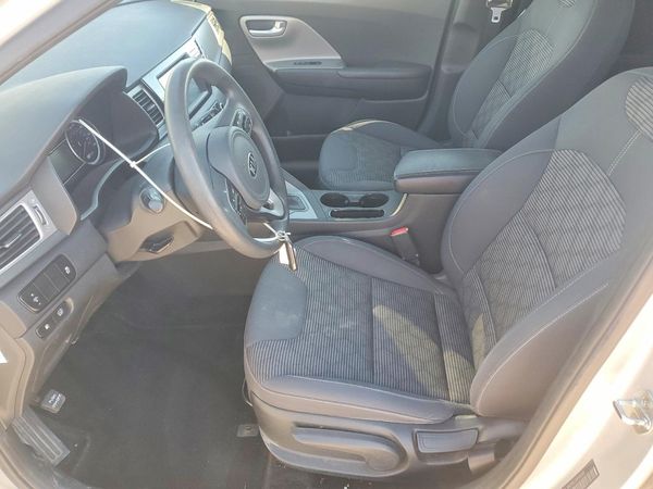 2017 KIA NIRO FE / LX / LX Tech