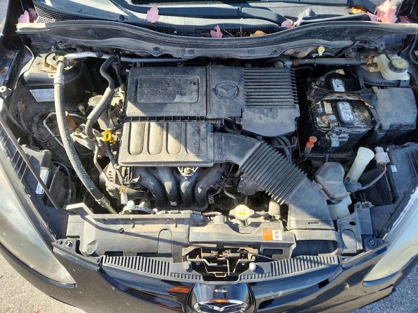 2012 MAZDA 2 Sport/GX — Engine bay