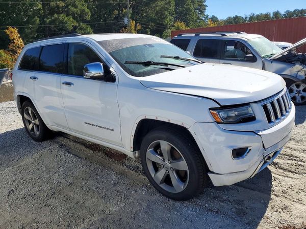 2014 JEEP CHEROKEE Overland — Passenger 3/4