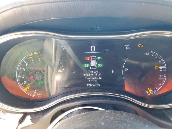 2014 JEEP CHEROKEE Overland — ODOM